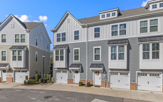 Primary Photo - 436 Westport St