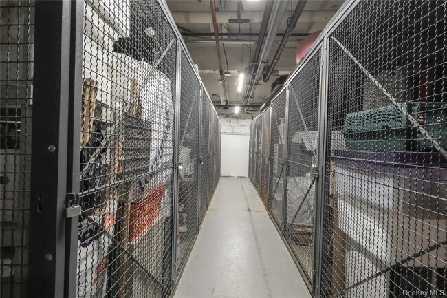 Building Photo - 1255 5th Ave