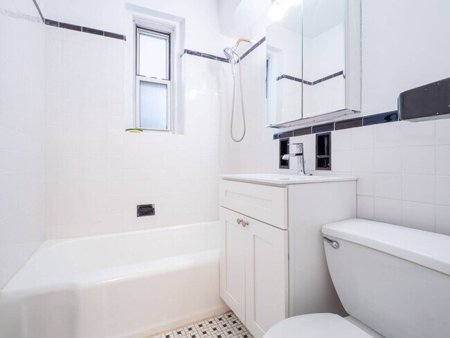 Building Photo - 63-89 Saunders St