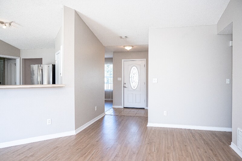Building Photo - 8013 Mark Ct