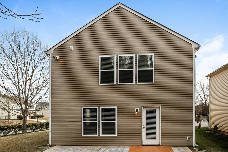 Building Photo - 1902 Mallard Woods Pl