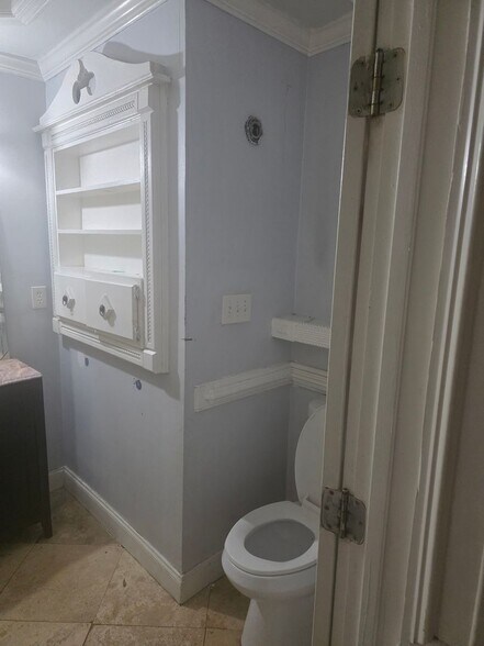 Building Photo - 965 Fair St SW