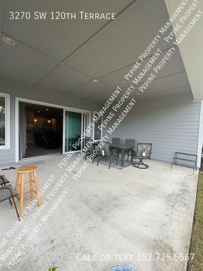 Building Photo - 3270 SW 120th Terrace