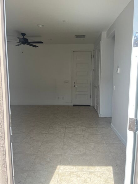 Entrance view - 2216 W Donner Dr