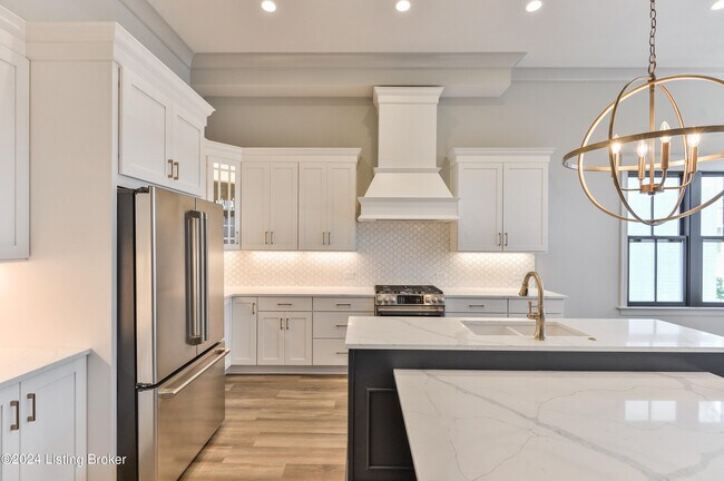 Building Photo - 10504 Meeting St