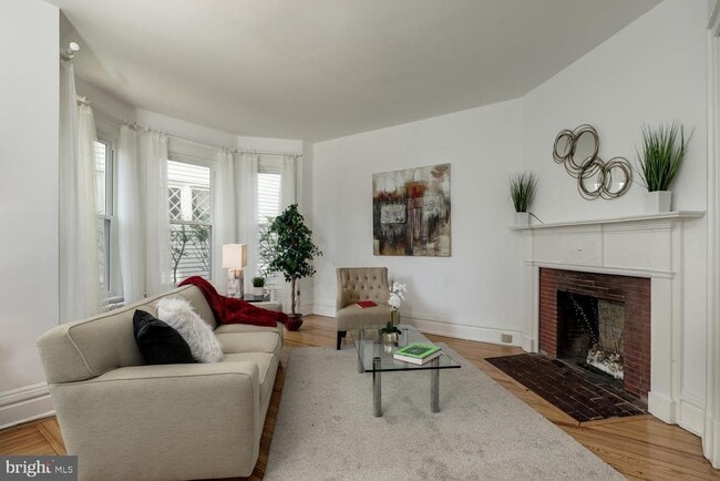 Building Photo - 30 Vandeventer Ave