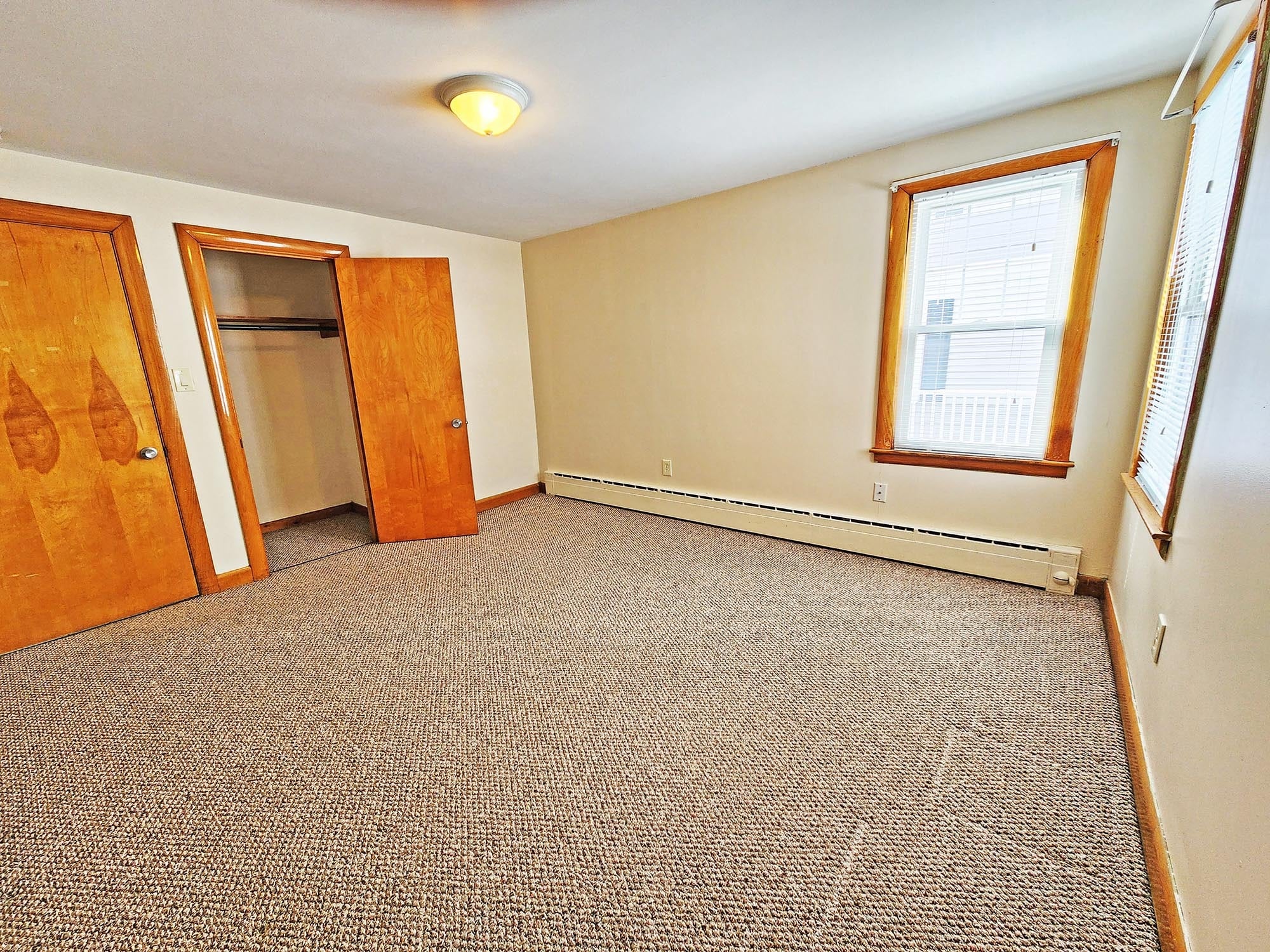 3rd large bedroom with full closet - 216 5th St