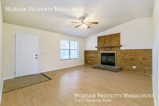 Building Photo - 13101 Premium Rd