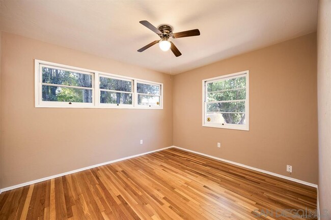Building Photo - 8810 Mariposa St
