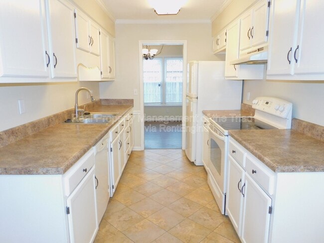 Building Photo - 2828 Windy Crossing