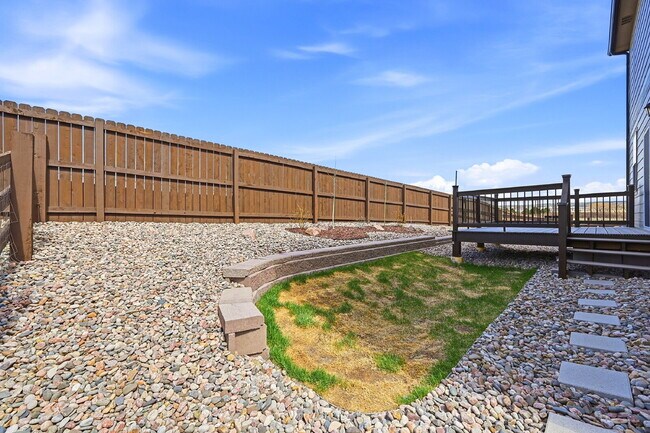 Building Photo - $2,695.95- 3 bed, 2.5 bath Home in Monument with Central AC and 2 Car Garage!