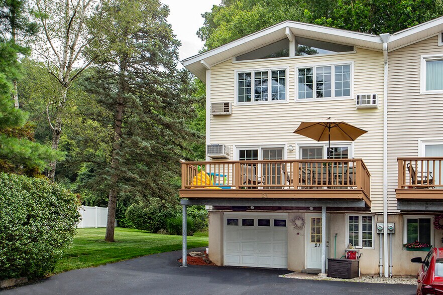 Building Photo - 21 Scenic Cir