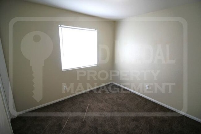 Building Photo - 505 Perseus Dr