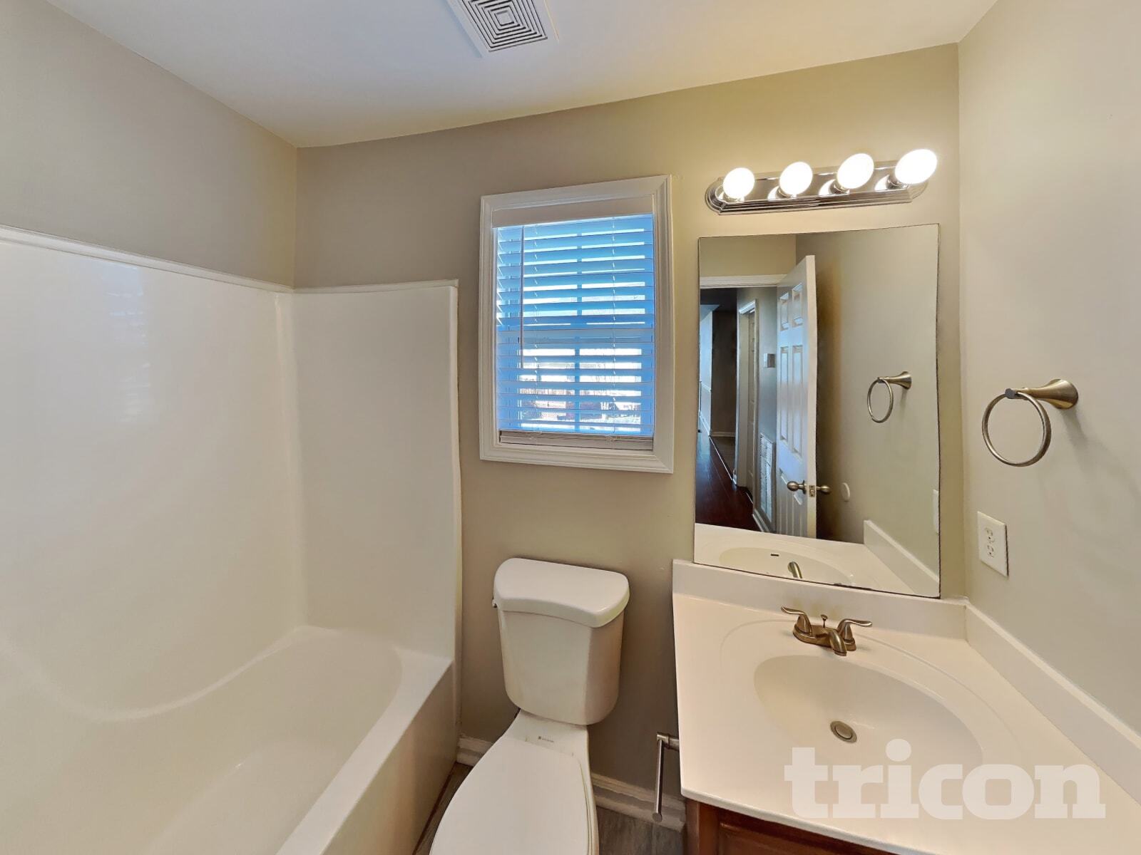 Building Photo - 1721 Stephenson Ln