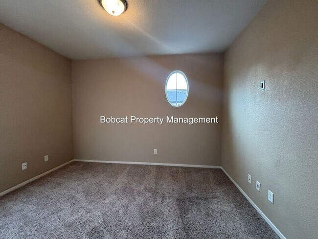 Building Photo - 1291 Toscana Way