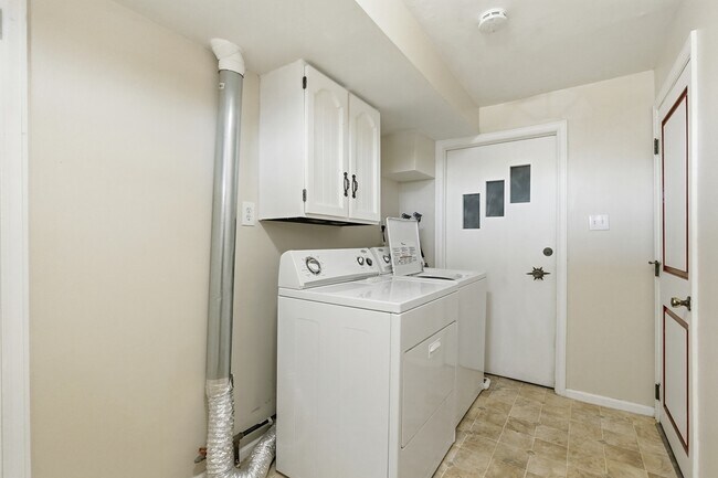 Building Photo - 6190 Wadsworth Blvd