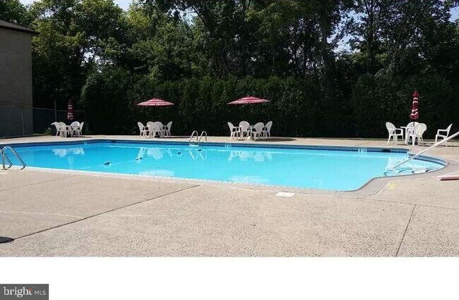 Building Photo - 9908 Bustleton Ave