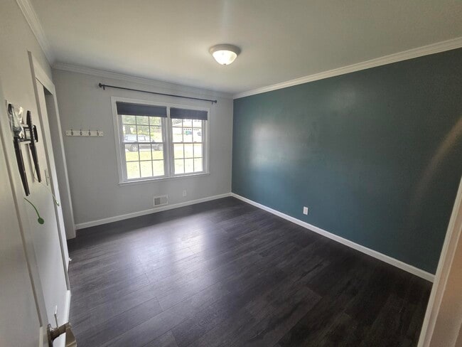 Building Photo - 4064 Cedar Knoll Dr