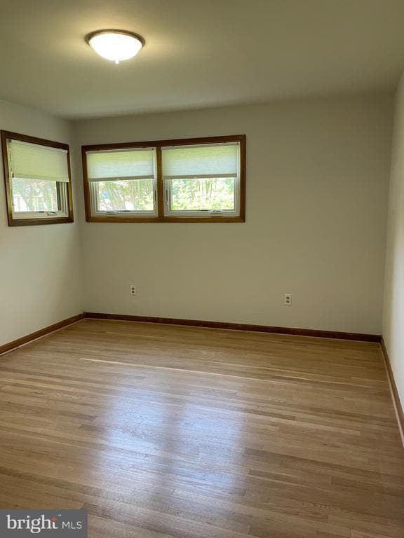 Building Photo - 21 E Loudoun St