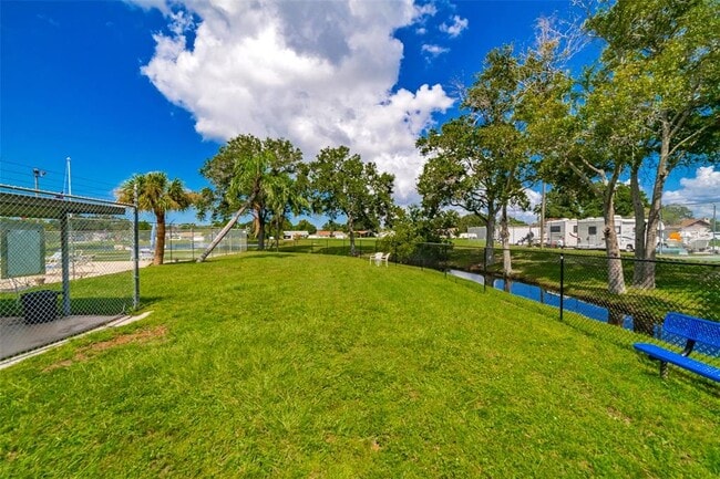 Building Photo - 9992 86th St