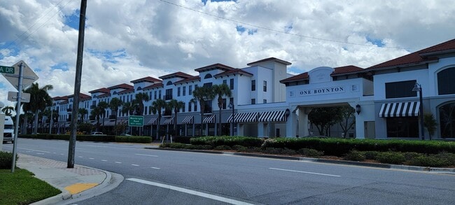 Building Photo - 650 Snug Harbor Dr