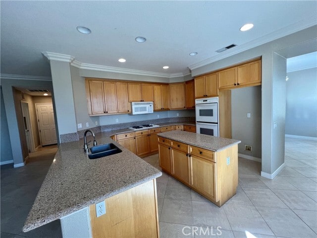 Building Photo - 4483 Driving Range Rd