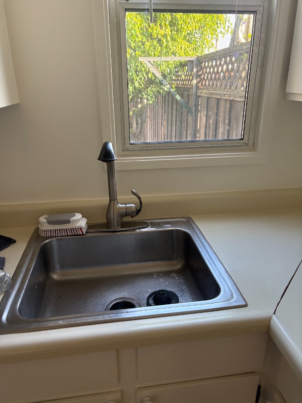 Building Photo - 1041 Kedith St