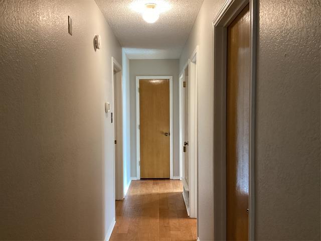 Building Photo - 2841 Southridge Dr