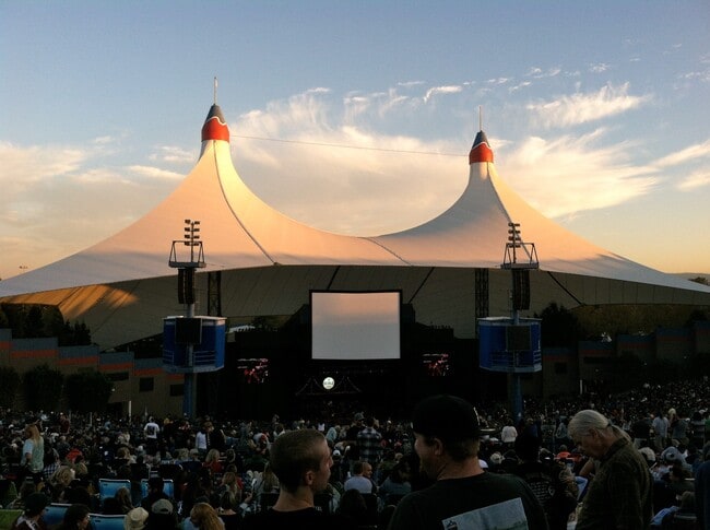 Building Photo - 465 Magritte Way