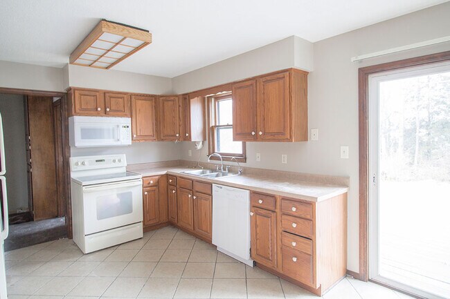 Building Photo - 213 E El Cortez Dr