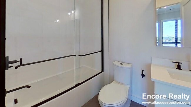 Building Photo - 16-18 Highgate St. Unit 308