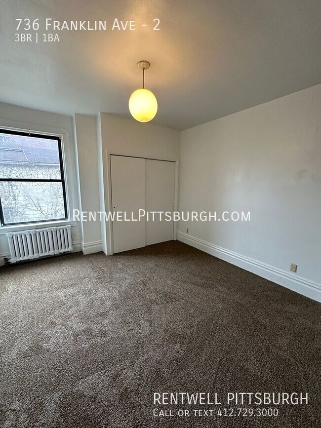 Building Photo - 736 Franklin Ave