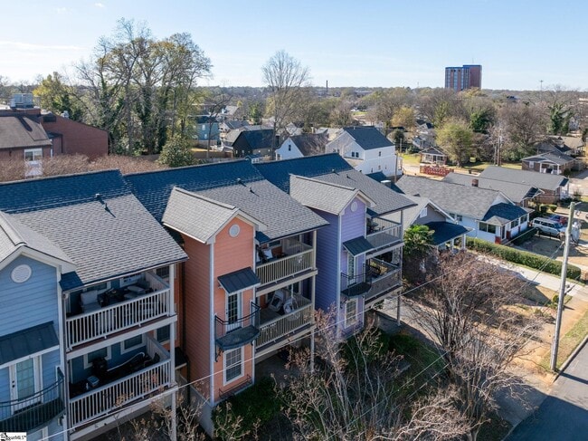 Building Photo - 7 Hamilton Ave