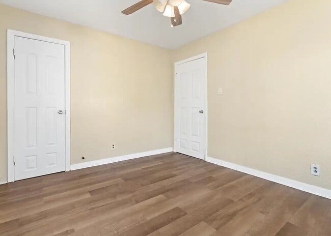 Building Photo - 5470 Spencer Dr