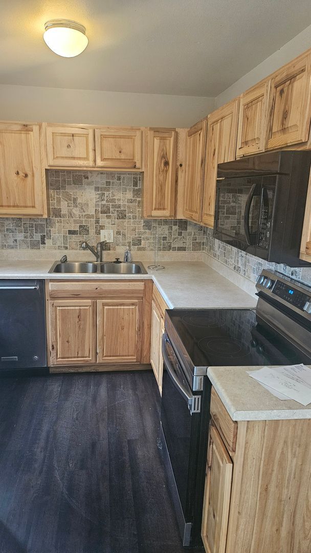 Building Photo - Cute 4 Bedroom House in Midtown FC