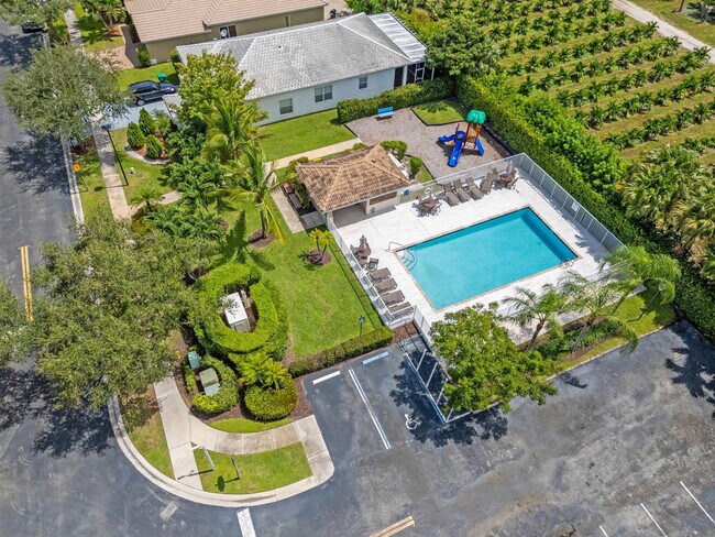 Building Photo - 7803 NW 70th Ave