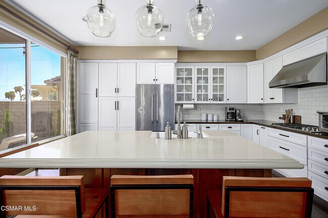 Building Photo - 3024 Hollycrest Ave