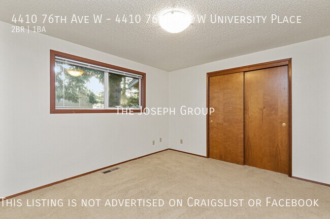 Building Photo - Sun-filled 2BD/1BA in University Place Duplex