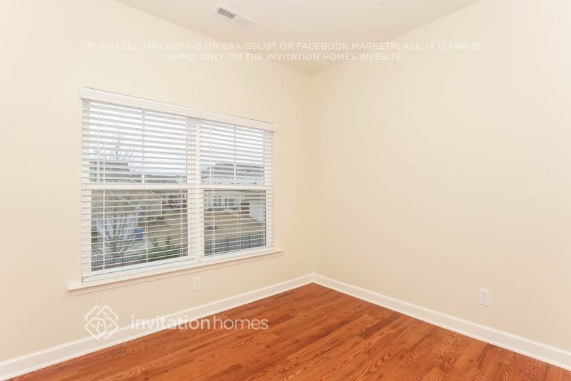 Building Photo - 8013 Whitehawk Hill Rd