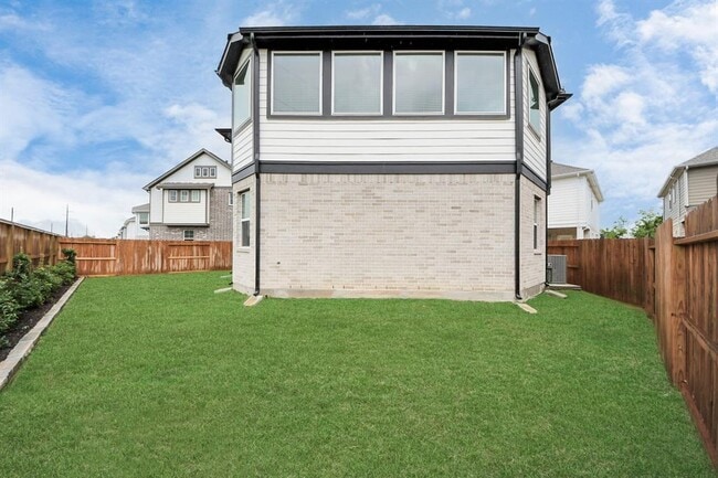 Building Photo - 1422 Shaded Rock Dr