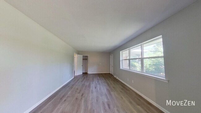 Building Photo - 510 Wesley Ave