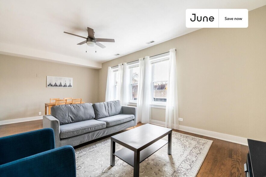 Building Photo - 3304 W Armitage Ave