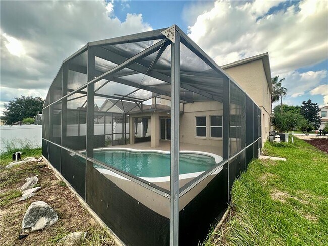 Building Photo - 224 Rona Ln