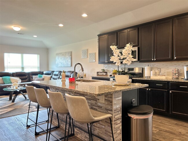 Building Photo - 8114 Oakleaf Meadow Ct