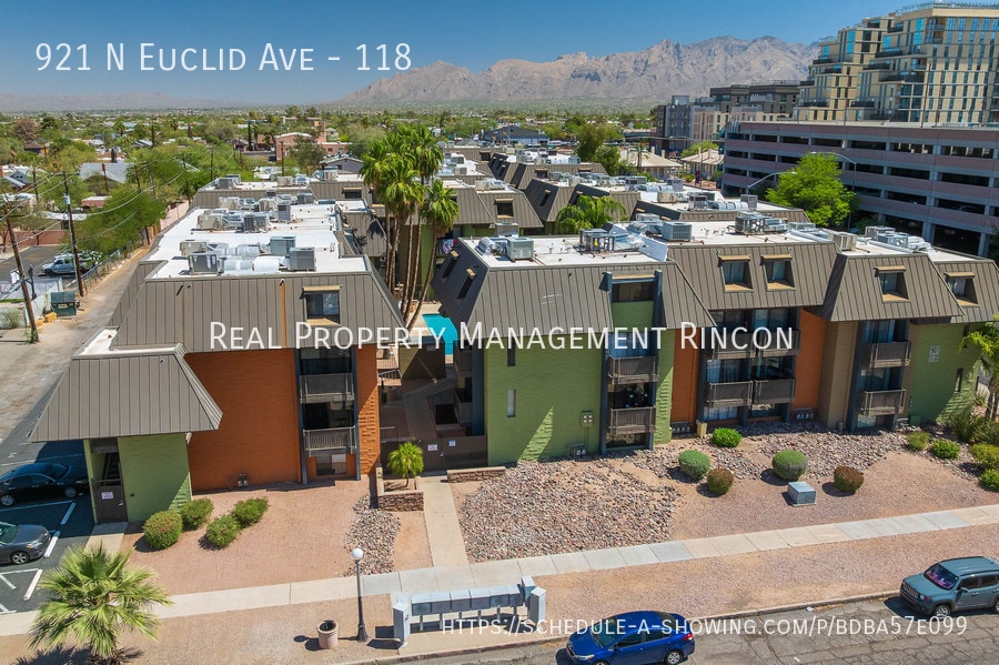 Building Photo - 921 N Euclid Ave