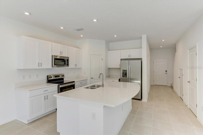 Building Photo - 8449 Lunar Skye St