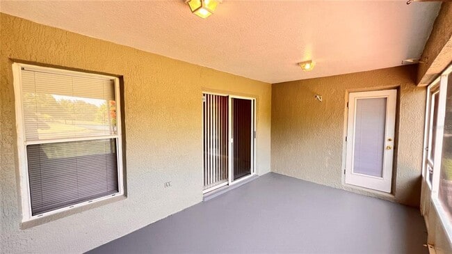 Building Photo - 3234 Windmill Point Blvd