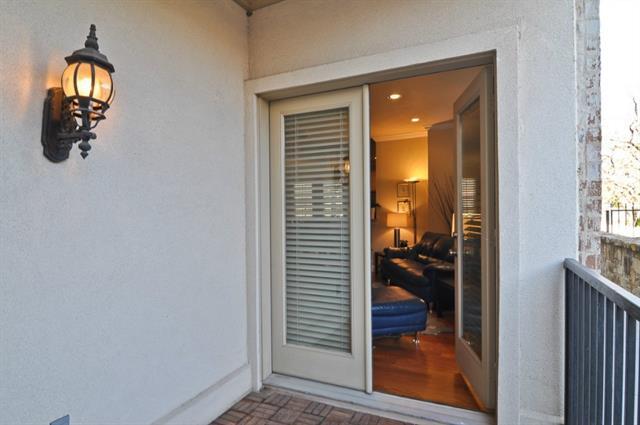 Building Photo - 3117 Rosedale Ave