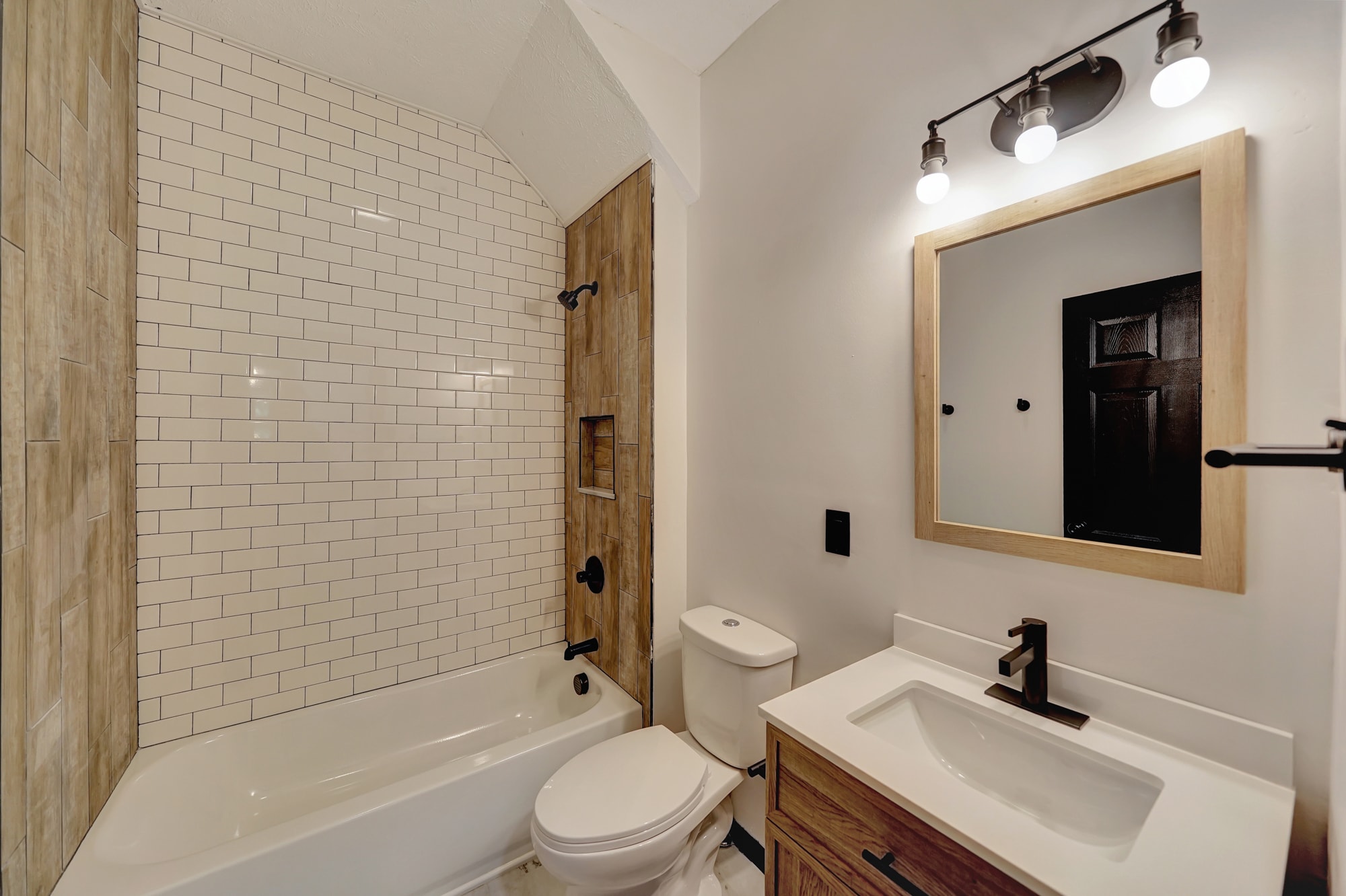 Building Photo - 2429 S 13th St