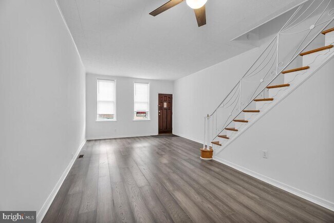 Building Photo - 3227 Chatham St